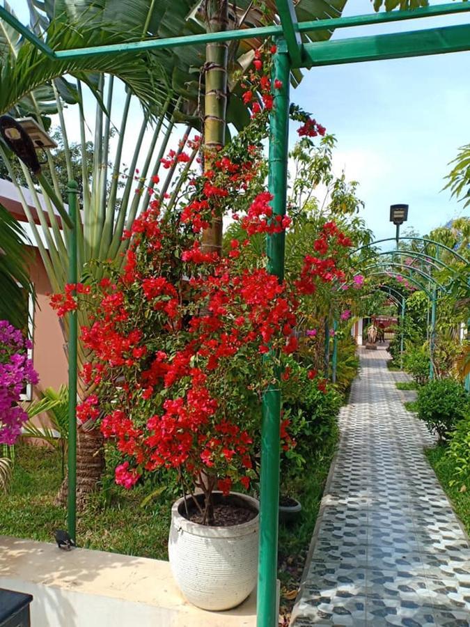 Sun Boutique Resort & Restaurant Siem Reap Exterior photo